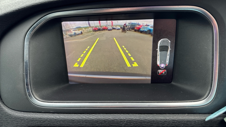 Volvo V40 T2 [122] R DESIGN Edition 5dr Petrol Hatchback